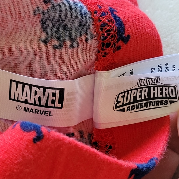 Marvel Boys 2-Piece Spiderman Top and Shorts 18M - Picture 8 of 9